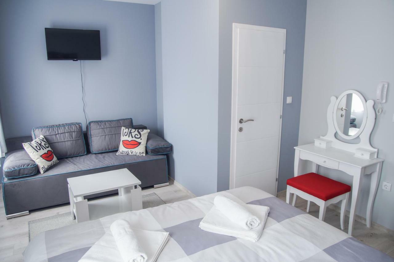 Prenociste Park Bed & Breakfast Modrica Bagian luar foto